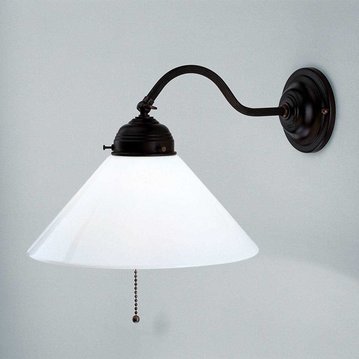 Berliner Messinglamp Wandlamp ALFRED met antieke uitstraling