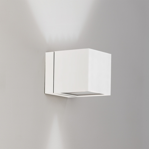 Milan Wandlamp Dau in kubusvorm, up-down, wit