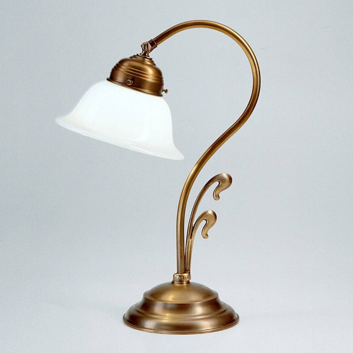 Berliner Messinglamp Gebogen tafellamp Hannelore