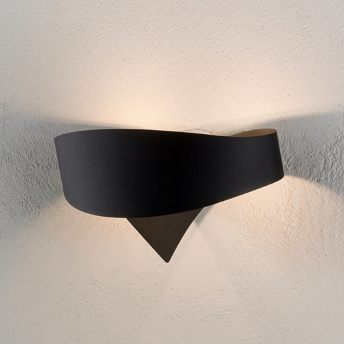 Selene Zwarte design-wandlamp Scudo