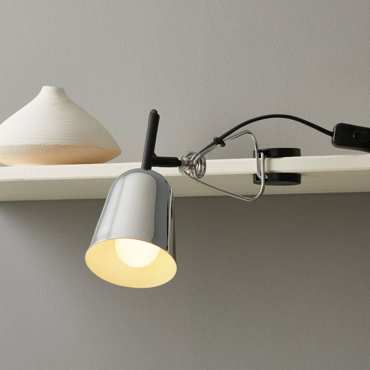 FARO BARCELONA Klemlamp studio, verchroomd