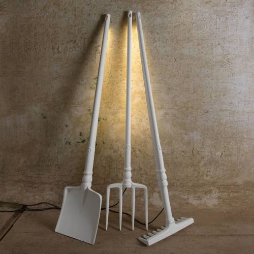 Karman Tobia - LED vloerlamp in hooivorkvorm