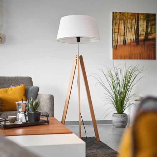 Lucande Textiel vloerlamp Thea met massief eiken frame