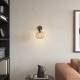 EULUNA Wandlamp Cubus van glas, zwart/barnsteen