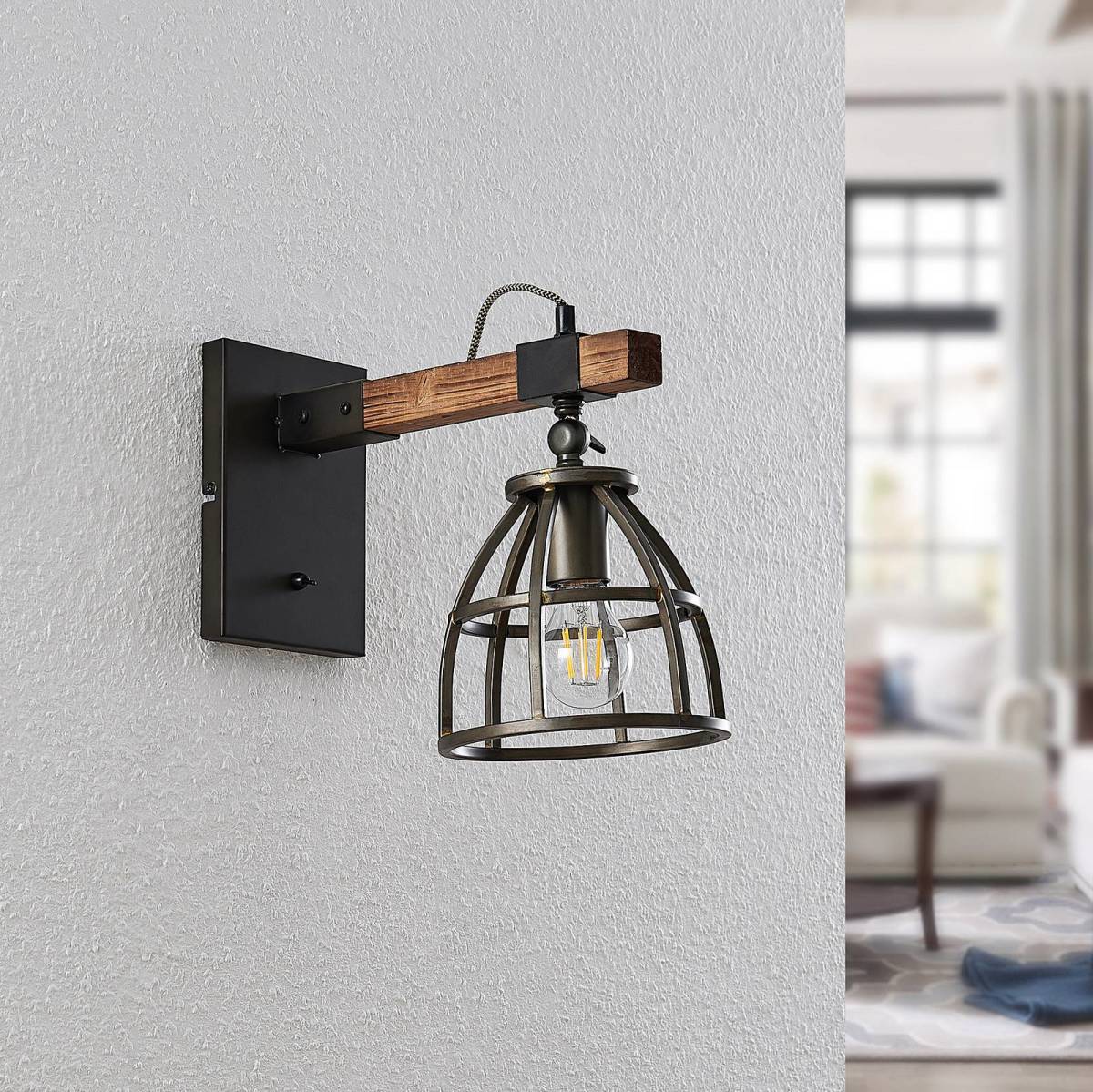 Lindby Tanina wandlamp met kooikap