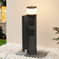Lucande Corban LED sokkellamp, deur + stopcontact