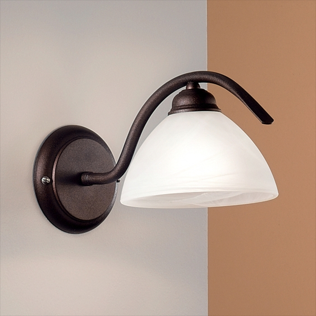 Orion Wandlamp JANA met albastglas