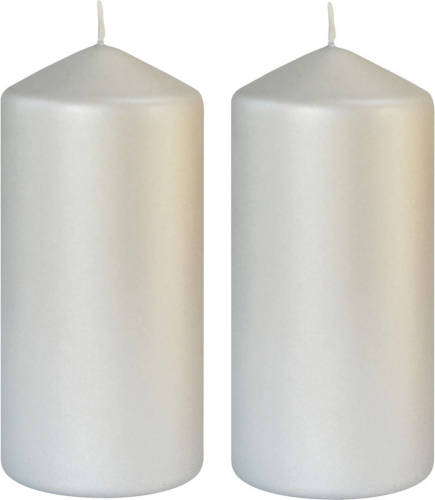Duni 2x Stuks Zilveren Cilinderkaarsen/ Stompkaarsen 15 X 7 Cm 52 Branduren - Mat Zilver - Stompkaarsen