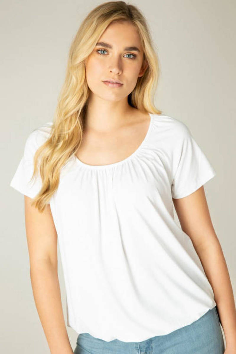 Base Level by Yest basic T-shirt Yona met plooien wit