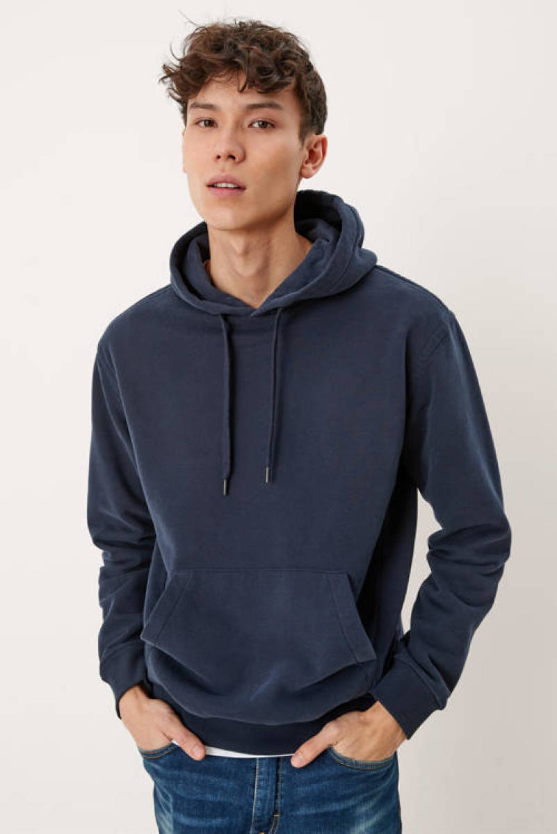 Q/S designed by hoodie marine