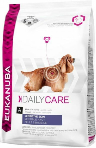 Eukanuba Dog Daily Care Adult Medium Gevoelige Huid 12 kg