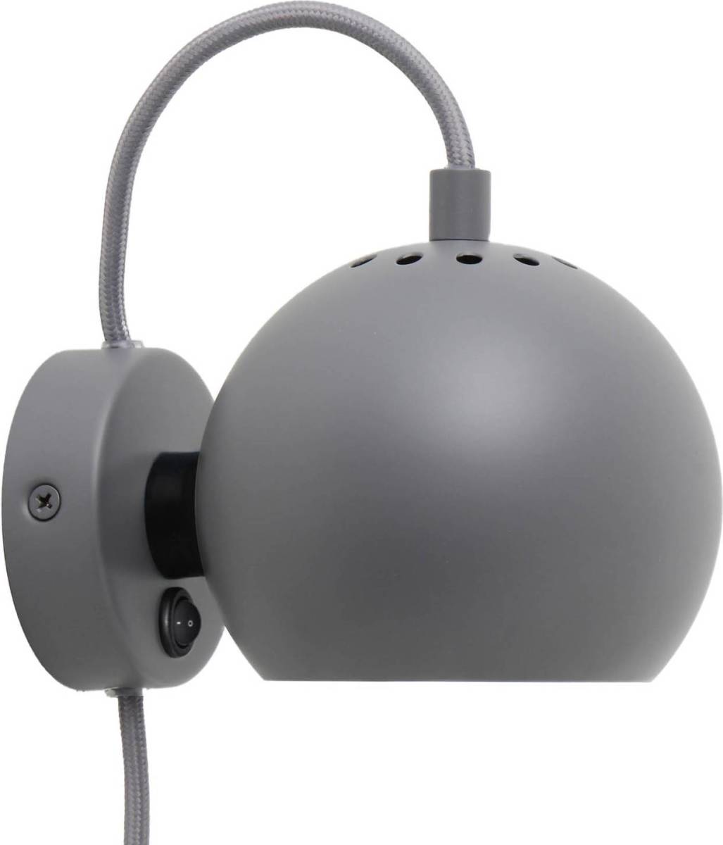 Frandsen Ball magneet wandlamp lichtgrijs mat