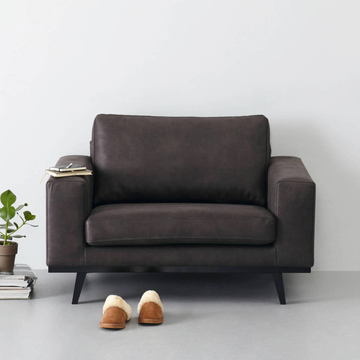 whkmp's own eco-leren loveseat Torino