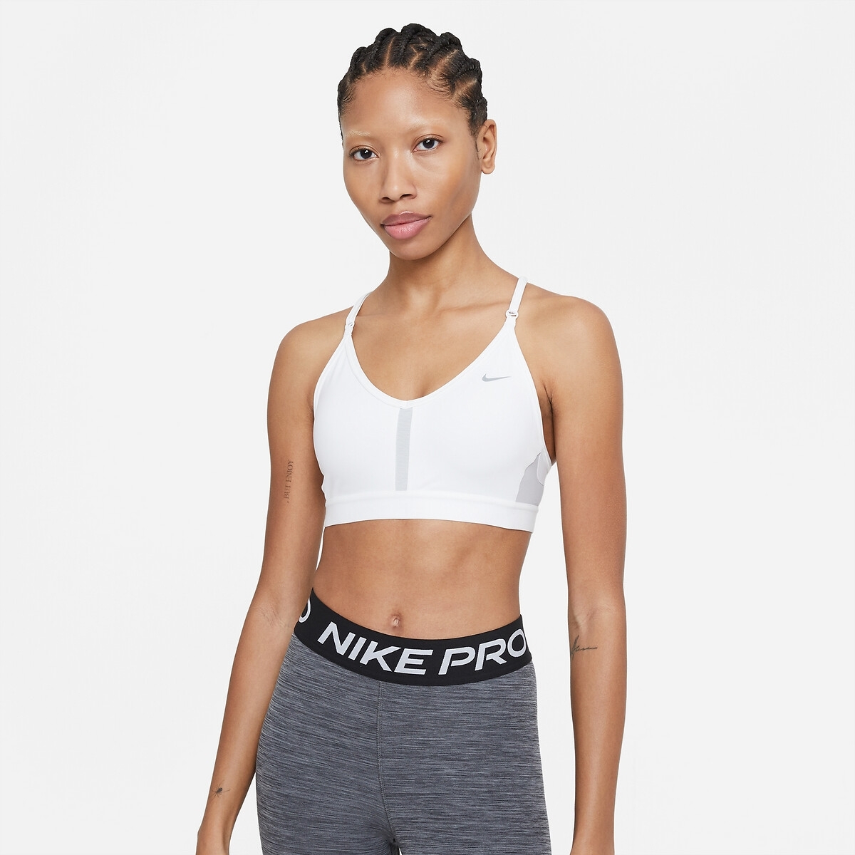 Nike Sportbeha Indy V-neck