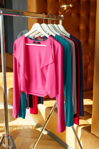 Aniston SELECTED Bolero met iets transparant voorpand