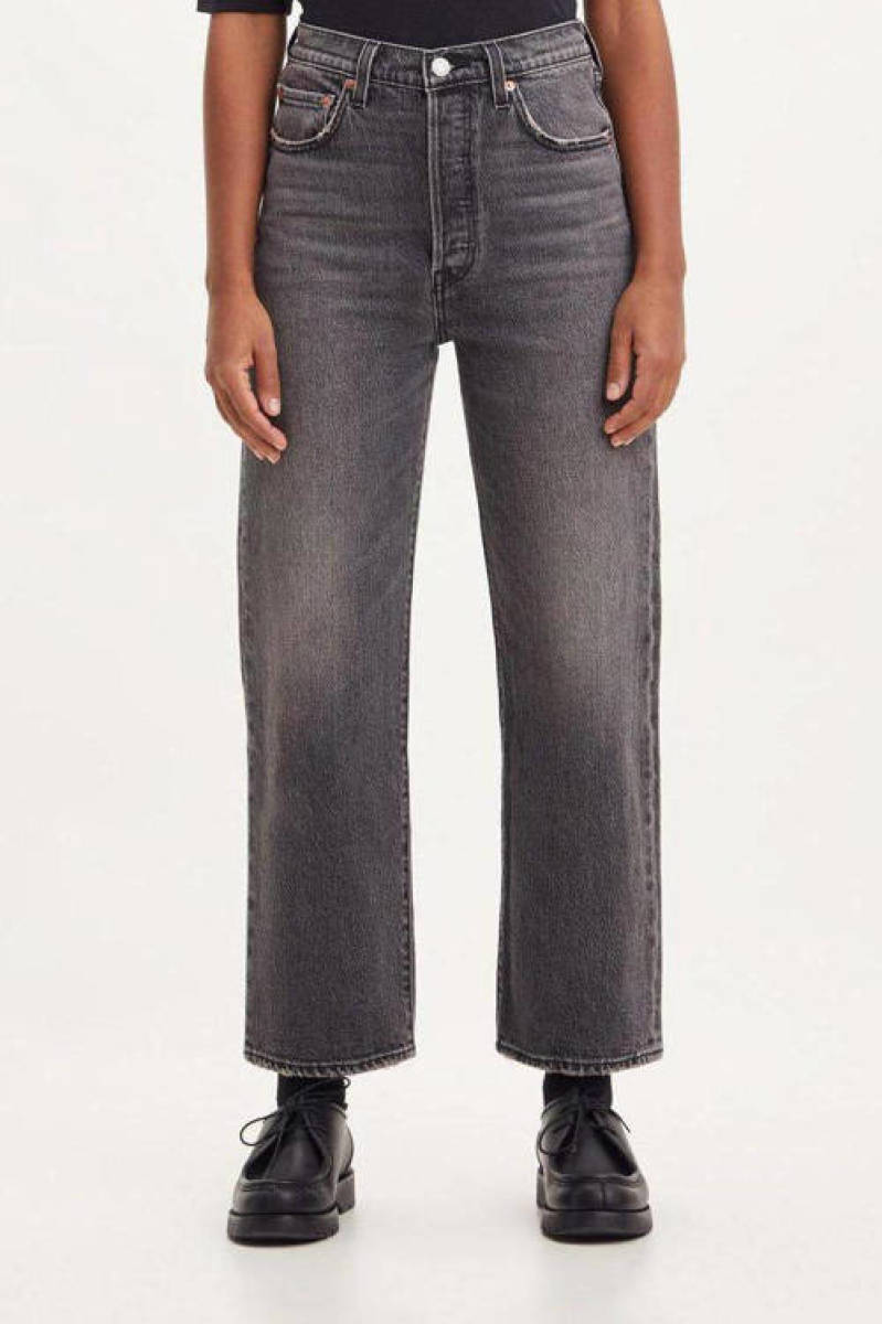 Levi's Ribcage cropped high waist straight fit jeans black worn in