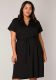 Base Level Curvy by Yesta jurk met ceintuur zwart