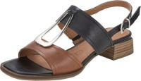 Sandaaltje met sierelement Caprice Marine/Cognac