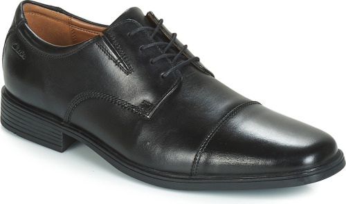 Nette schoenen Clarks  TILDEN CAP