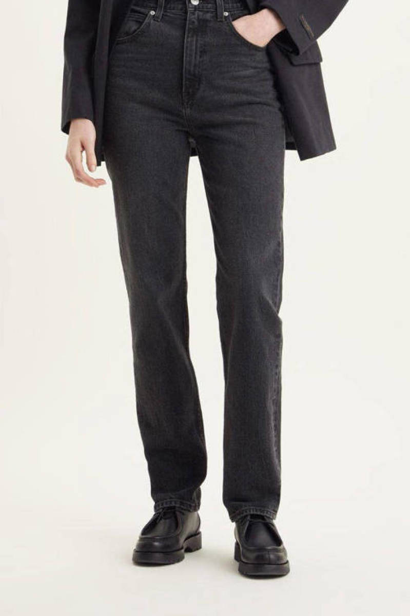Levi's 70's high waist straight fit jeans black worn