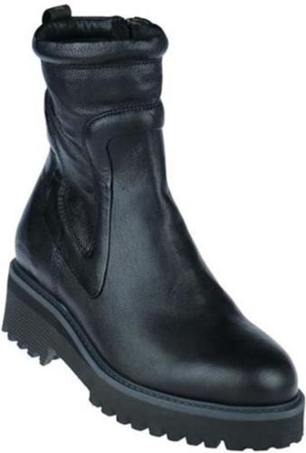 Piedi nudi 2702-03.01