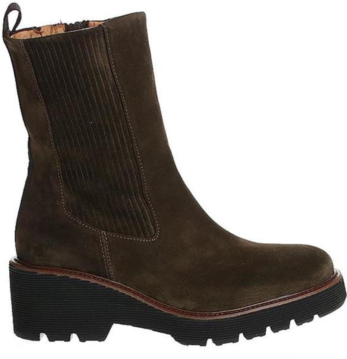 Piedi nudi 2556-04.08
