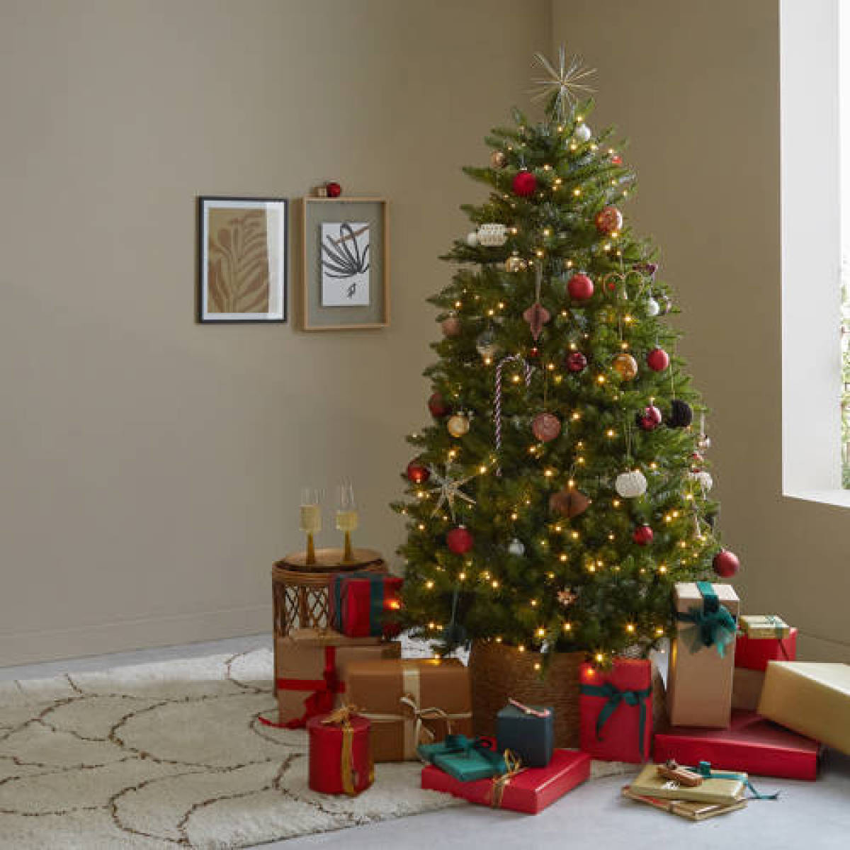 Nova Belle verlichte kerstboom Nordmann (h155 x Ø108 cm)