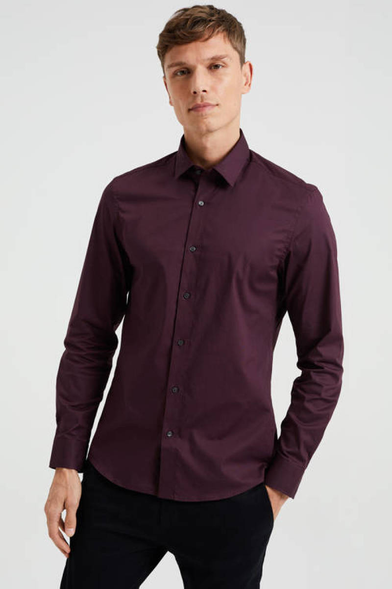 WE Fashion slim fit overhemd dark berry