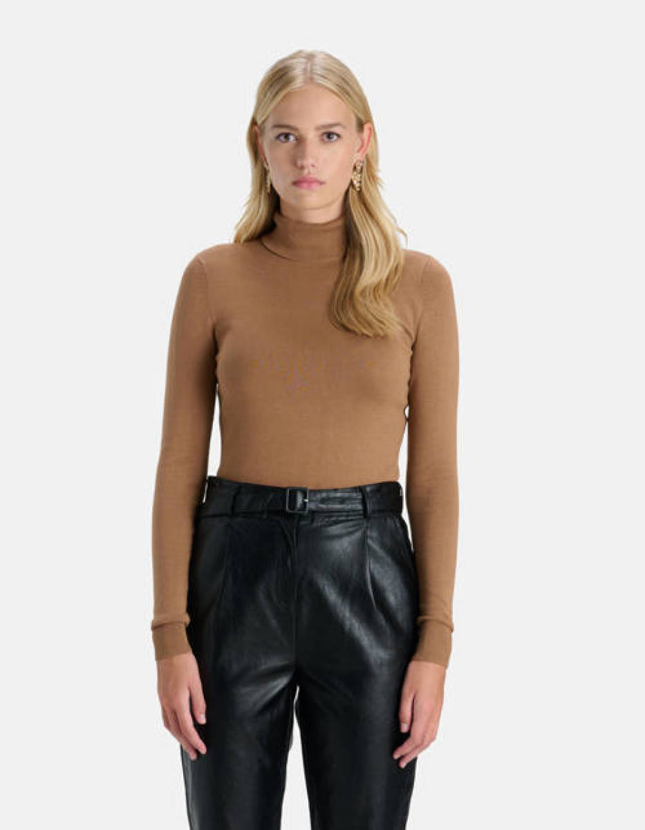 Shoeby Eksept trui BASIC TURTLE camel