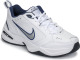 Nike Air Monarch IV fitness schoenen wit/zilver metallic