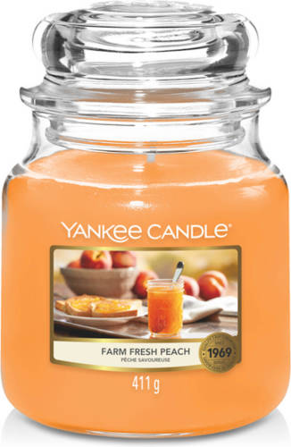 Yankee Candle Geurkaars Medium Farm Fresh Peach - 13 Cm / ø 11 Cm