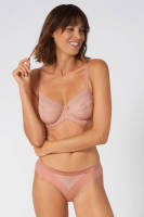 Triumph brazilian Aura Spotlight poederroze