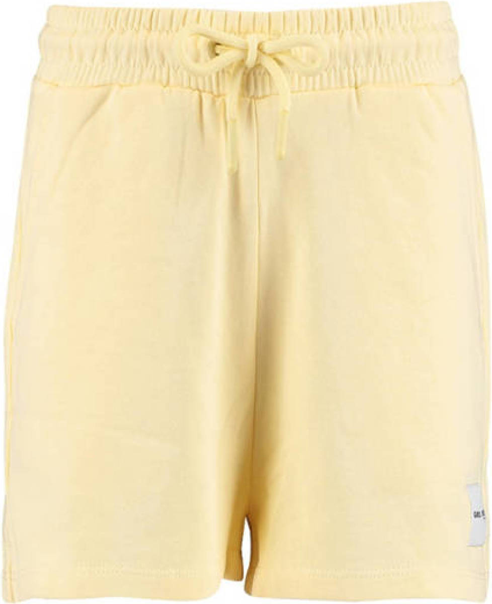 CoolCat Junior regular fit sweatshort Nikkie CG lichtgeel