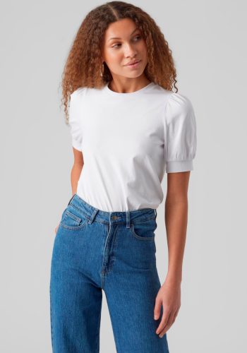 AWARE by VERO MODA top VMKERRY van biologisch katoen wit