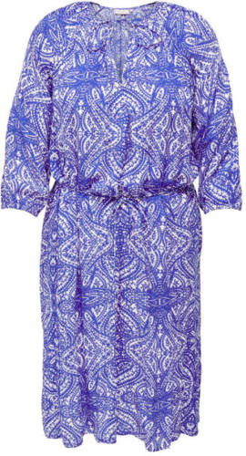 ONLY CARMAKOMA jurk CARSONYA met all over print en ceintuur blauw/ wit