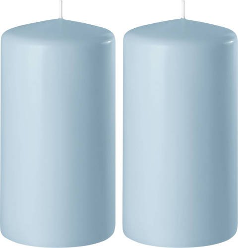 Enlightening Candles 2x Lichtblauwe Cilinderkaarsen/stompkaarsen 6 X 10 Cm 36 Branduren - Stompkaarsen