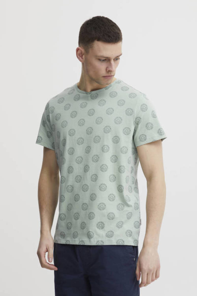 Blend regular fit T-shirt met all over print jadeite