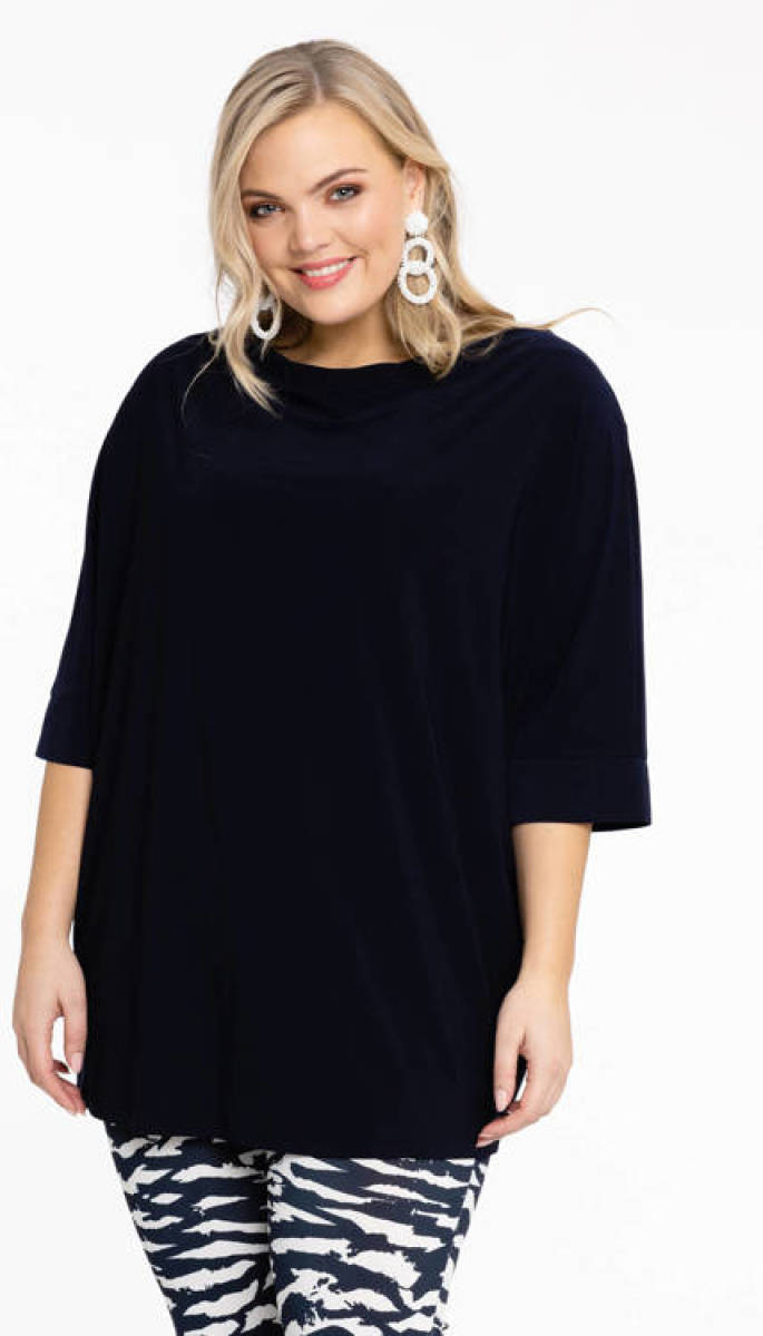 Yoek Loretta's Favourites top van DOLCE travelstof donkerblauw