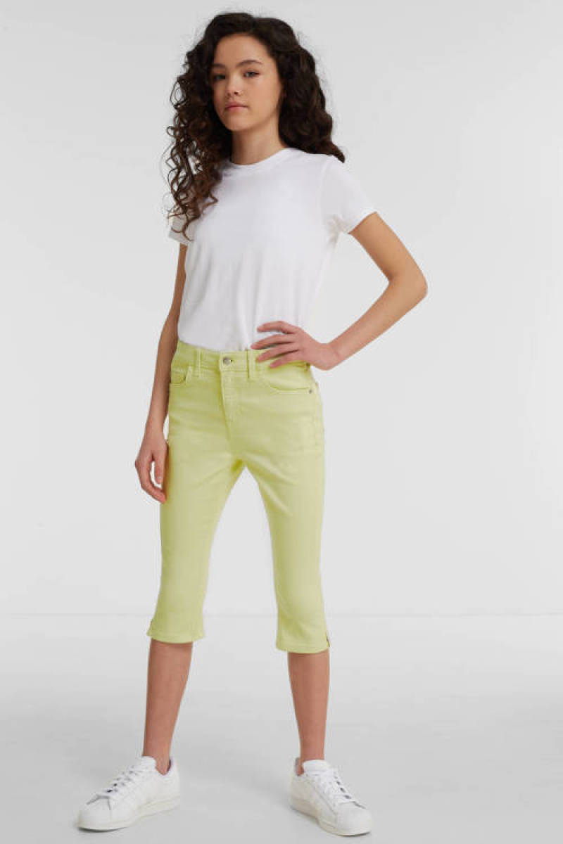 anytime capri jeans lime