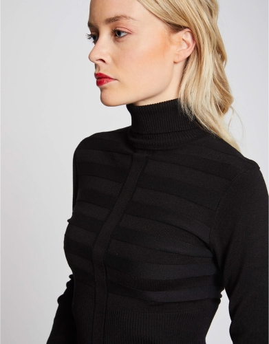 Morgan coltrui zwart