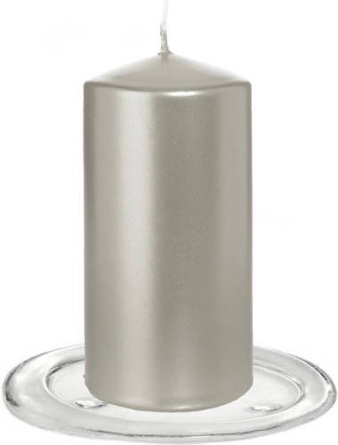 Trend Candles - Stompkaarsen Met Glazen Onderzetters Set Van 2x Stuks - Zilver Metallic 6 X 12 Cm - Stompkaarsen