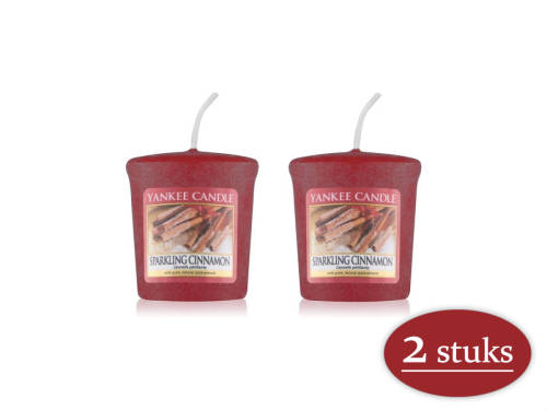 2 stuks Yankee Candle Sparkling Cinnamon Geurkaars Kerstkaars - Rood - 4 branduren