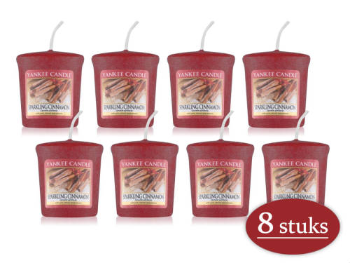 8 stuks Yankee Candle Sparkling Cinnamon Geurkaars Kerstkaars - Rood - 4 branduren