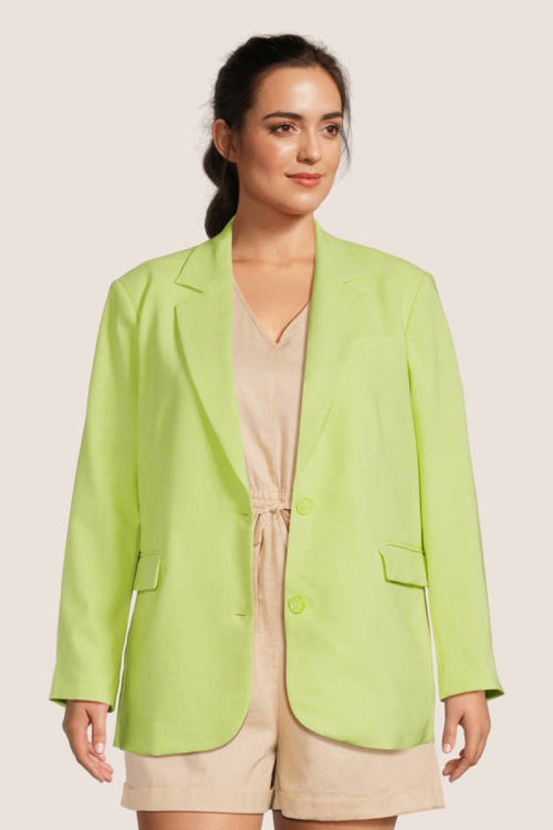 VERO MODA CURVE rechtvallende blazer VMTHUYTROIAN limegroen