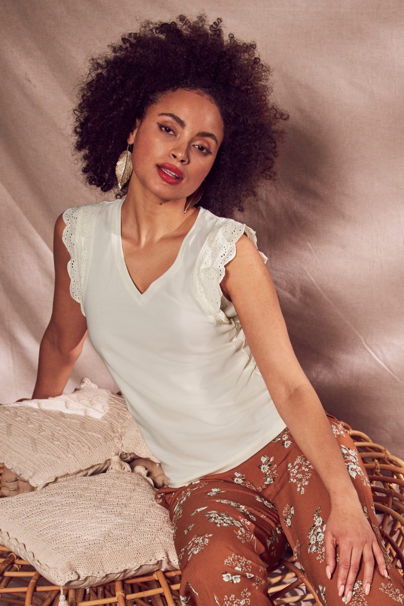 Laura Scott T-shirt met gehaakt kant