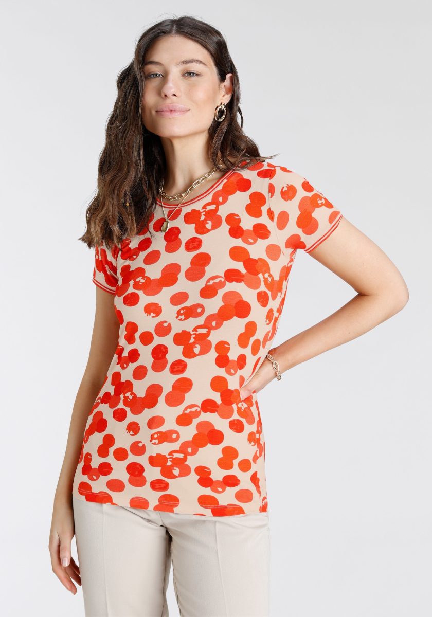 Laura Scott T-shirt