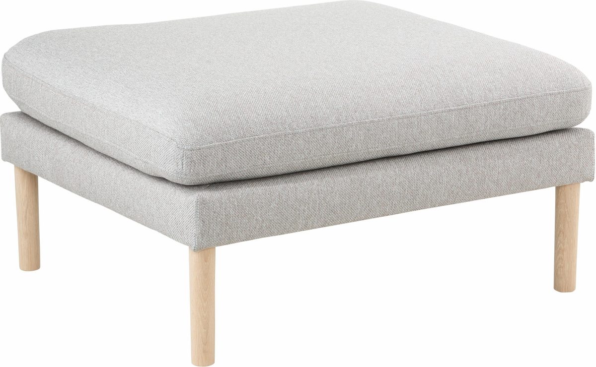 andas Hocker Helsingborg in scandinavisch design, met golfvering