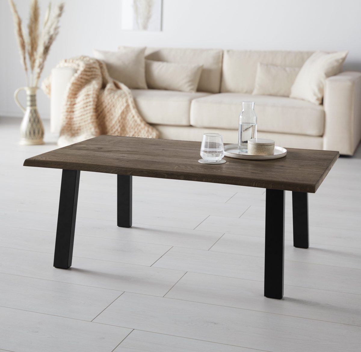 OTTO products Salontafel LENNARD van geolied wildeiken, rechthoekig tafelblad, met metalen poten