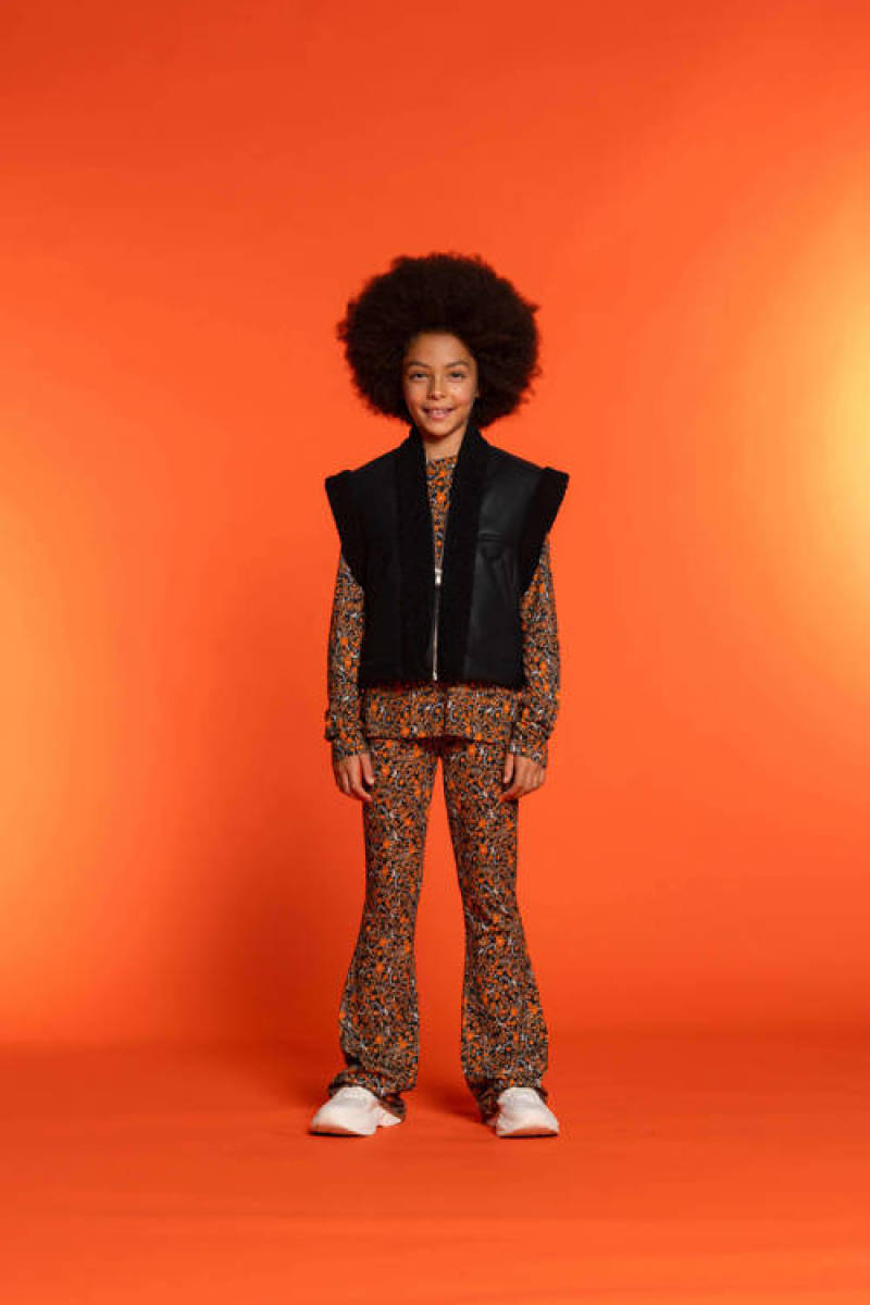 Geisha imitatieleren gilet zwart