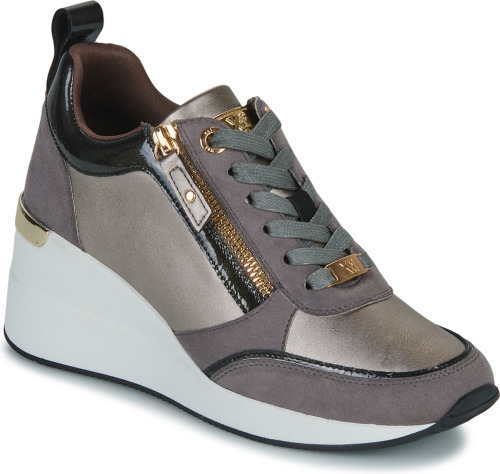 Lage Sneakers Xti  141990